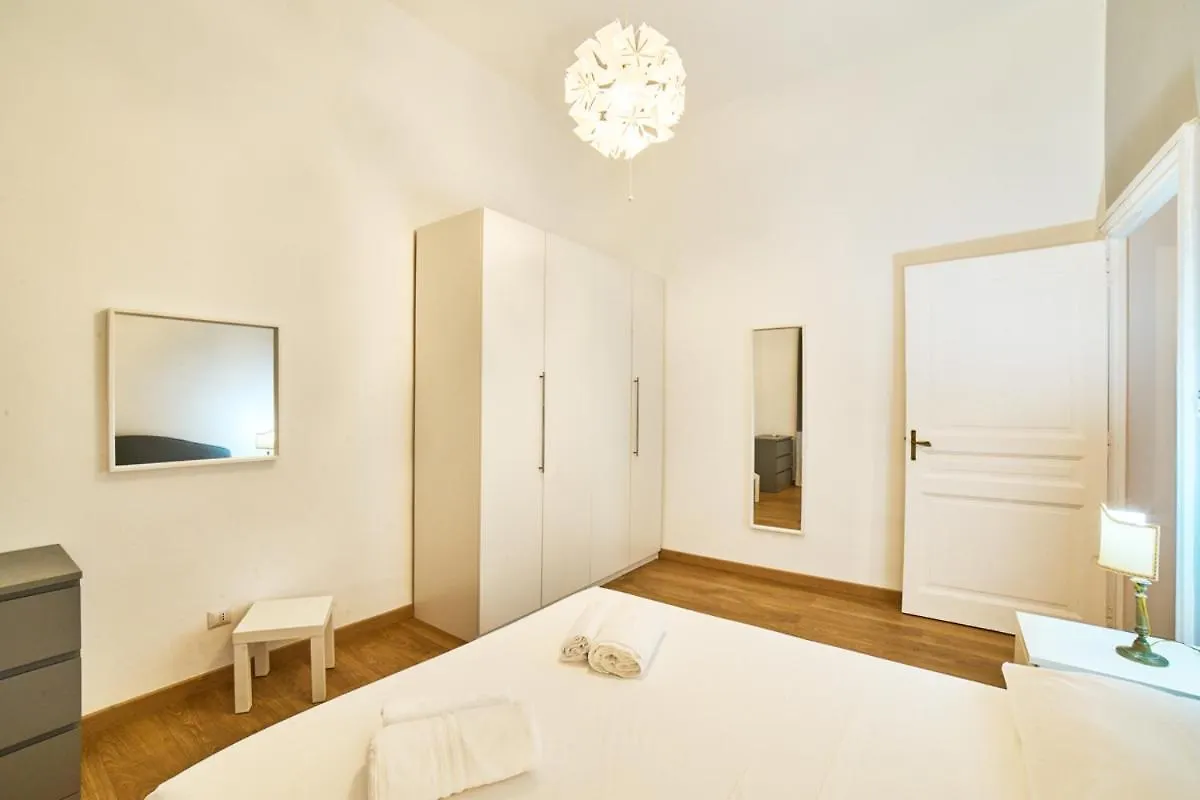 Corso Vittorio Emanuele 114 Apartment Naples