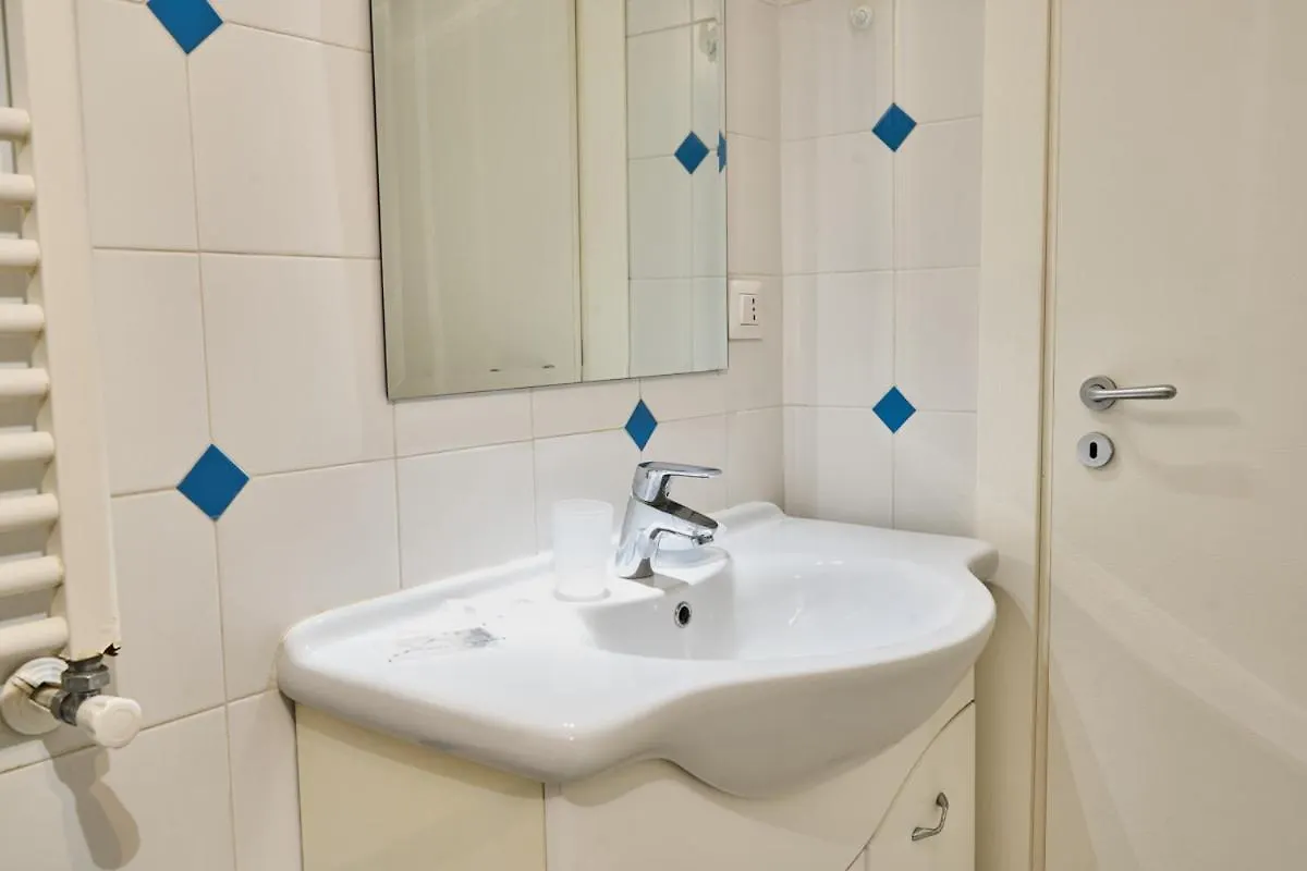 Corso Vittorio Emanuele 114 Apartment Naples